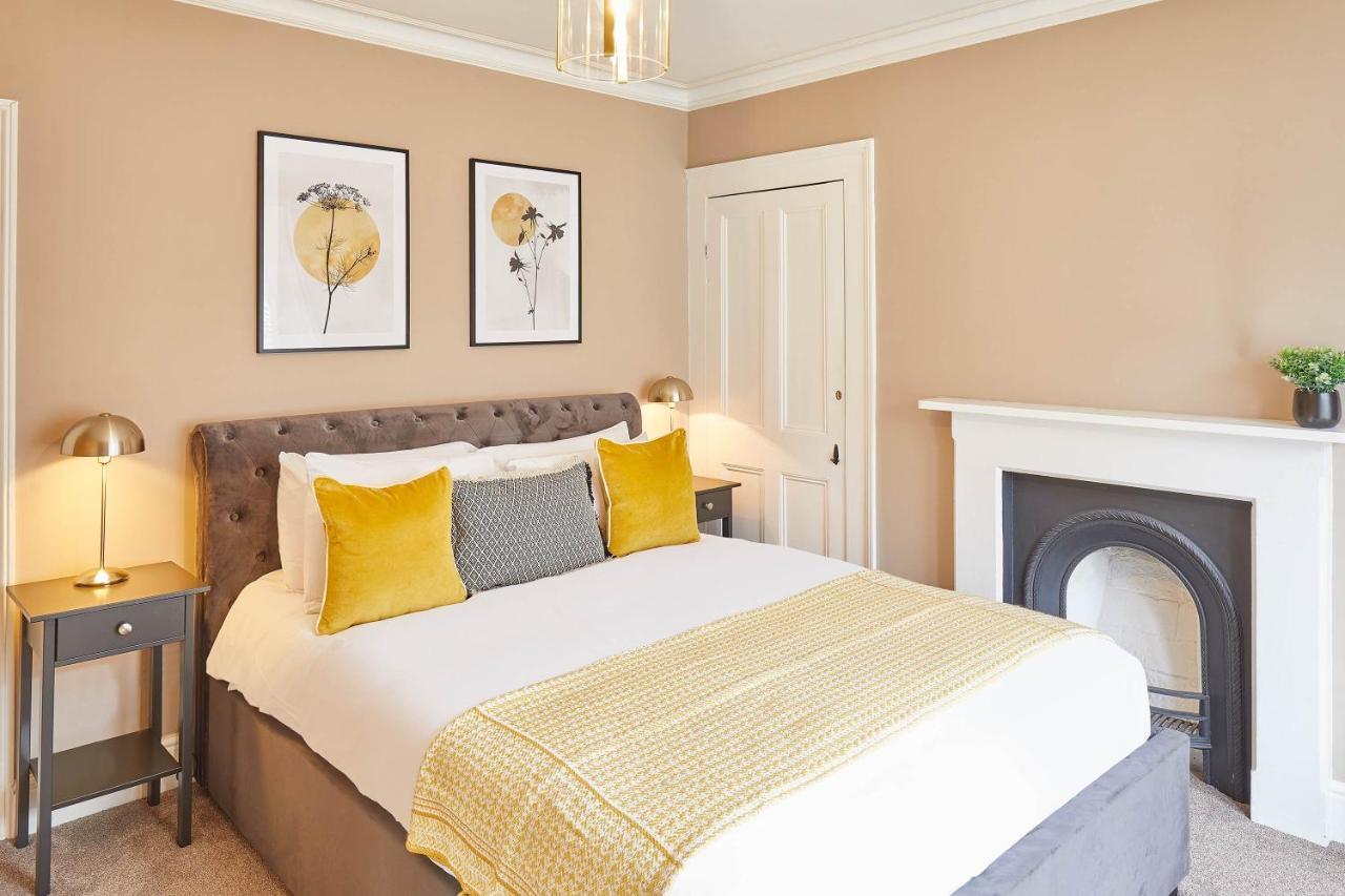 Host & Stay - Custard Cottage วิทบี ภายนอก รูปภาพ